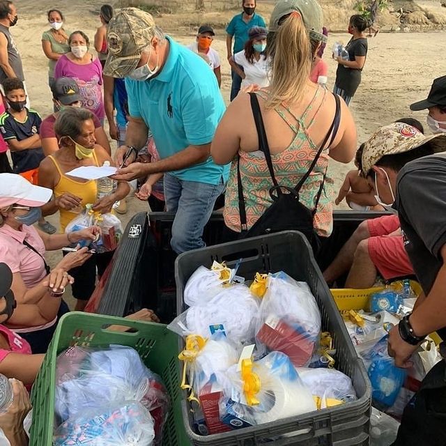 Solidaridad | Siguen entregando donaciones a familias afectadas en “El Limón”