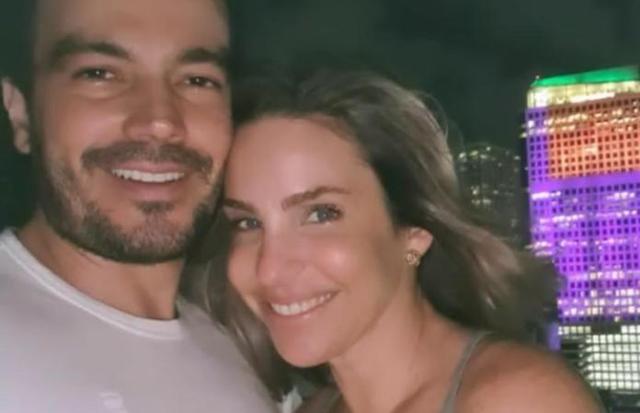 María Alejandra Requena y Luciano de Alessandro se besan en cámara