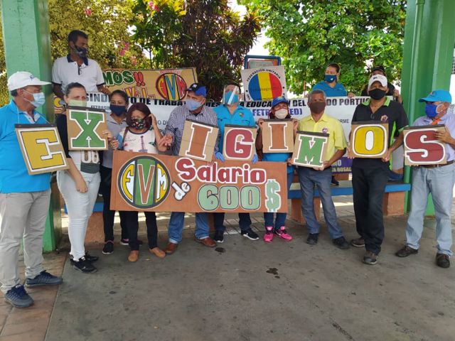Tomaron la calle | Maestros y sector Salud protestaron nuevamente