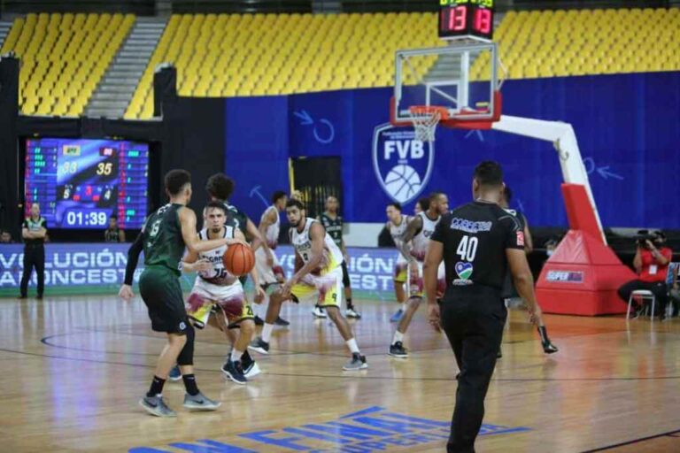 Superliga de baloncesto anunció grupos edición 2021