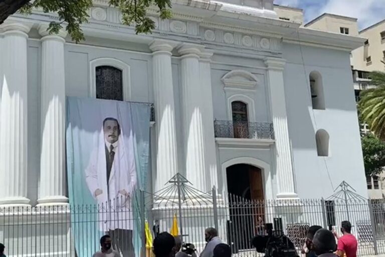 Entérate | Esto harán con reliquias de José Gregorio Hernández