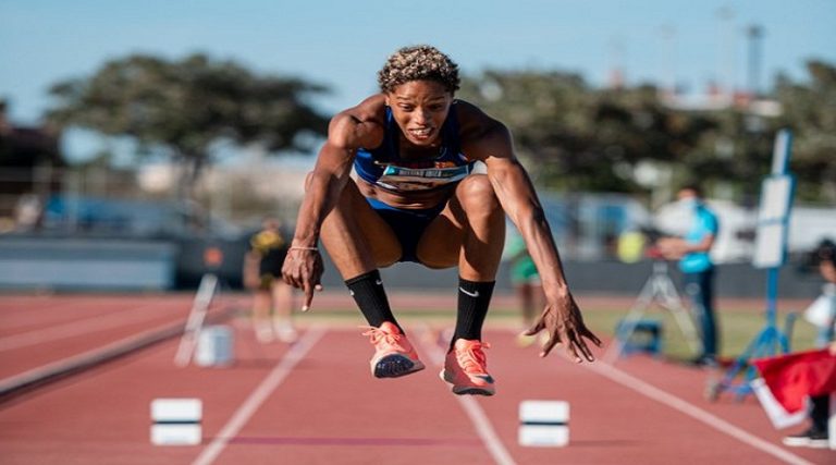 Nueva marca| Yulimar Rojas alcanza meta en salto triple