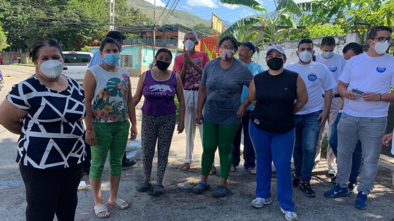 Comunidad| «La Pedrera» nada entre aguas servidas