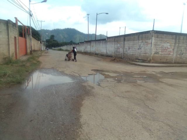 Calles del barrio El Deportivo no reciben un cariñito desde hace mucho tiempo