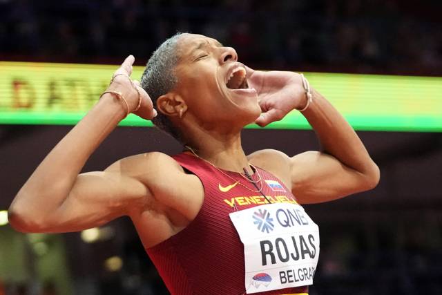 La venezolana rompe su propio récord| Yulimar Rojas se corona en el mundial de atletismo