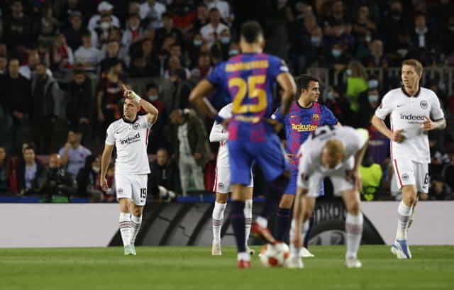 LA XAVINETA NO PUDO/ Frankfurt acaba con los sueños del Barcelona