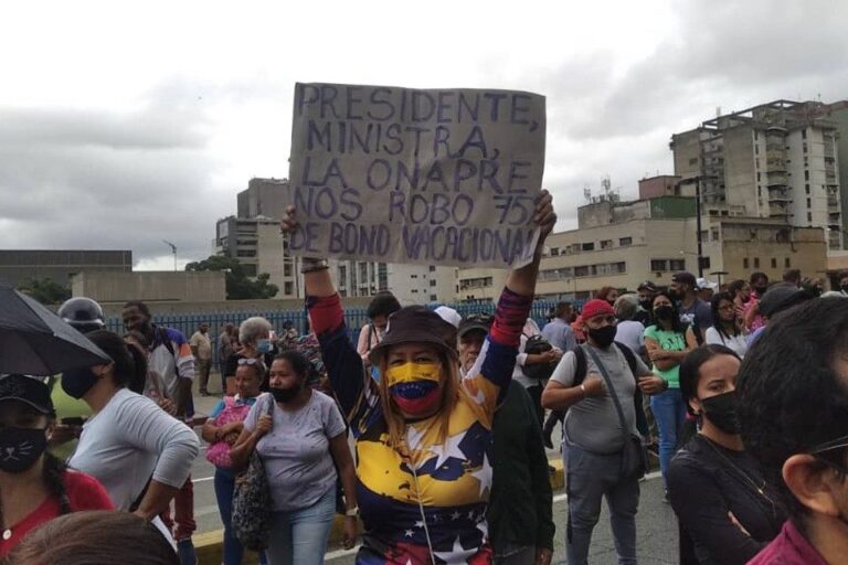 Advierten posible paro de educadores hasta septiembre
