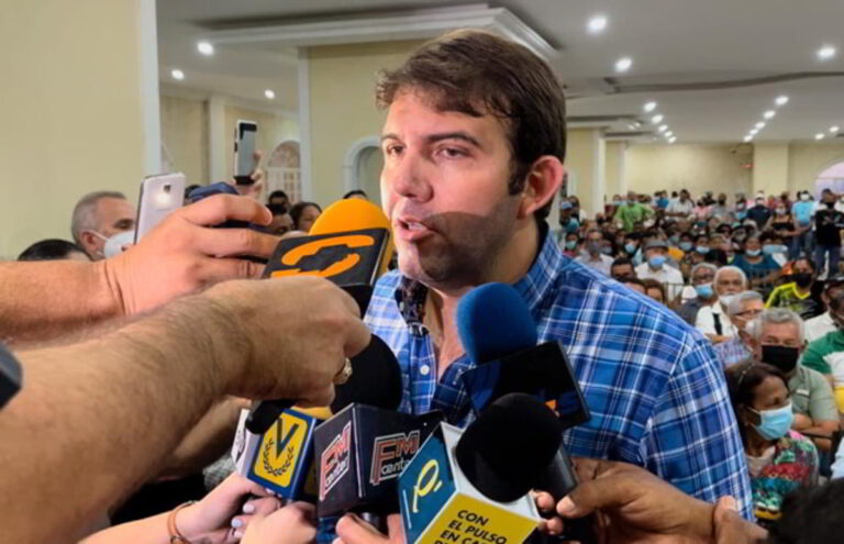 Carlos Prosperi se solidarizo con trabajadores de la administración pública nacional