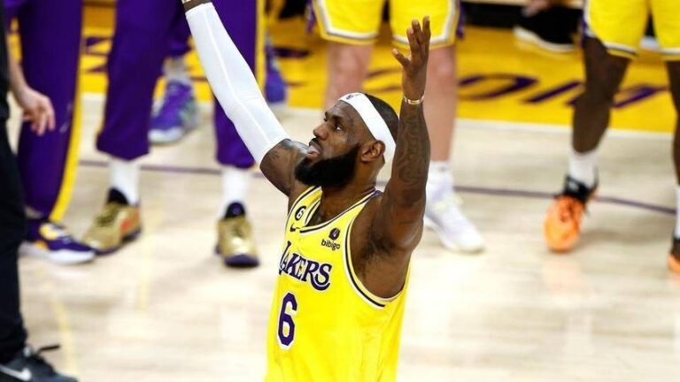 ¡LO LOGRÓ!| LeBron James máximo anotador de la NBA