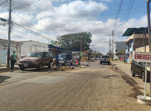 Av. Libertador de Valle de la Pascua se ha vuelto un caos