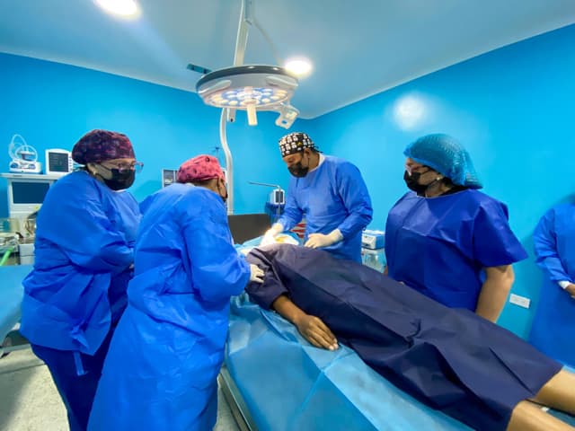 CAMAGUÁN / Cirugías dermatológicas se llevan a cabo en el Centro clínico «El Venerable»