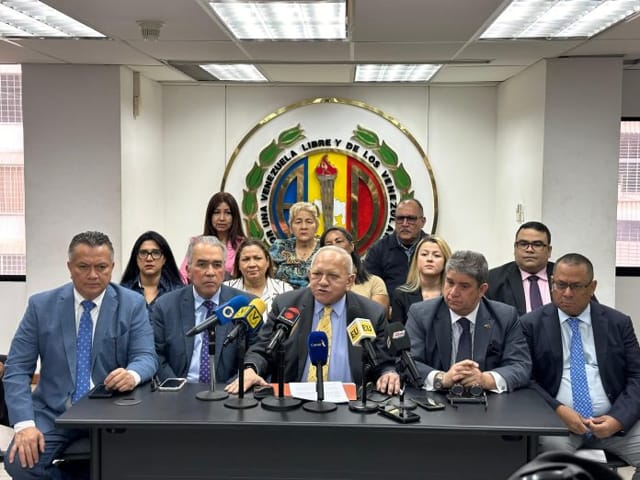 BERNABÉ GUTIÉRREZ: «Los adecos no somos pendejos, vamos a votar abajo y a la izquierda»
