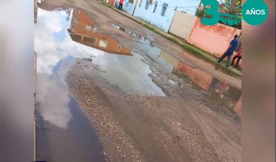 Conoce esta calle de Calabozo que tienes más hueco que un colador